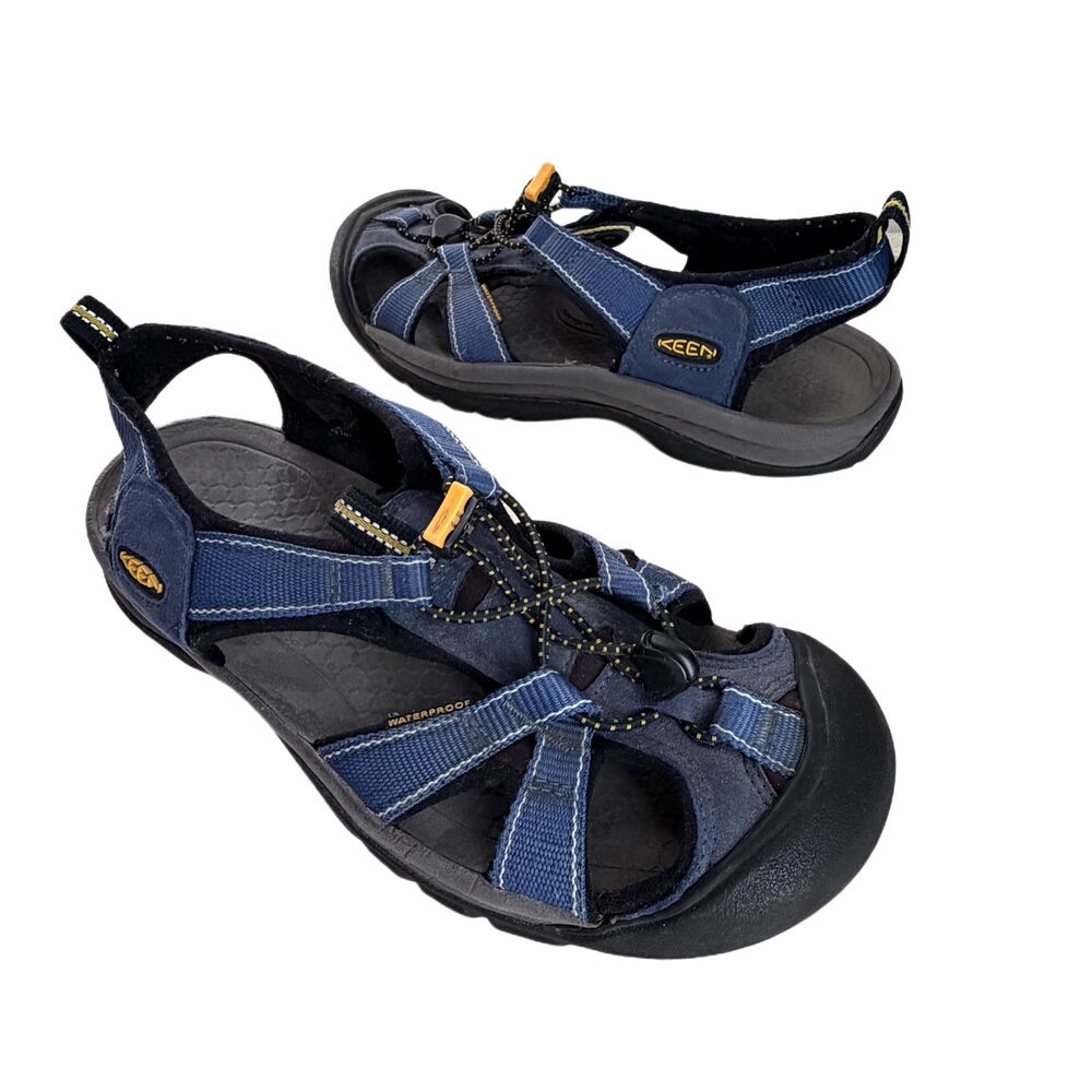 KEEN Sandals Blue Webbing Waterproof Shoes Size 9 9.5 ?
